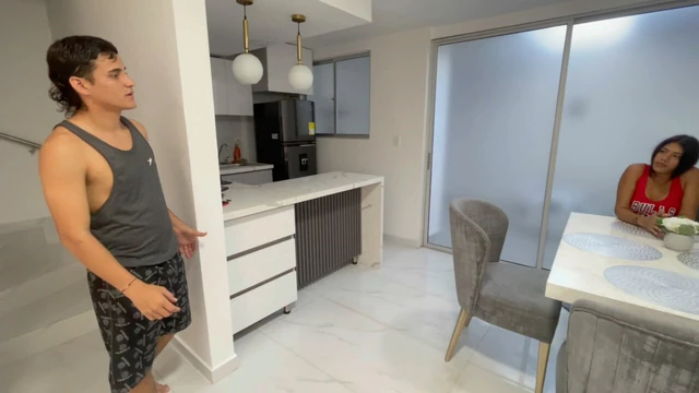 I give my stepmom's best friend a delicious fuck until she fills her rich pussy with a lot of milk.