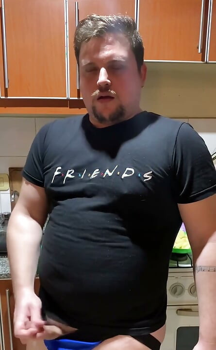 I like to cook and to cum