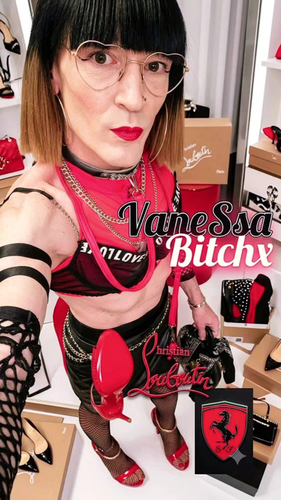 LouBoutin👠Ferrari.. VaneSsaBiTCHx PariSChienneTrvprod⁹¹ TicTok