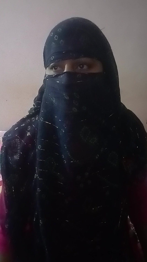 Desi bhabhi show your boobs pussy and ready to hard chudai