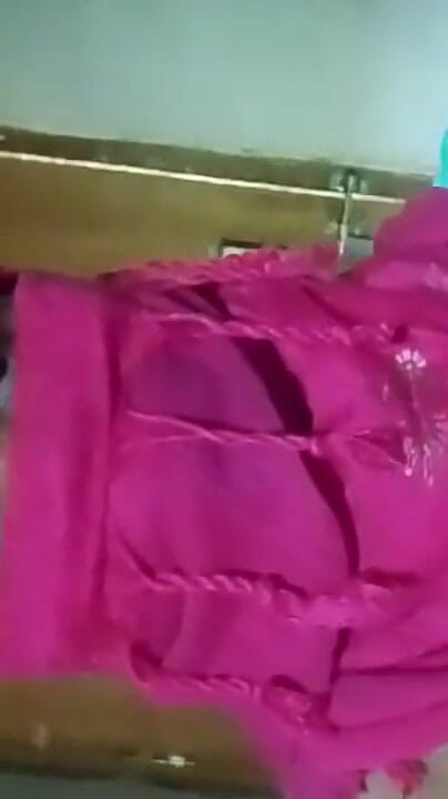 Desi girl phone sex (no sound sorry for the sound) | Clip 1