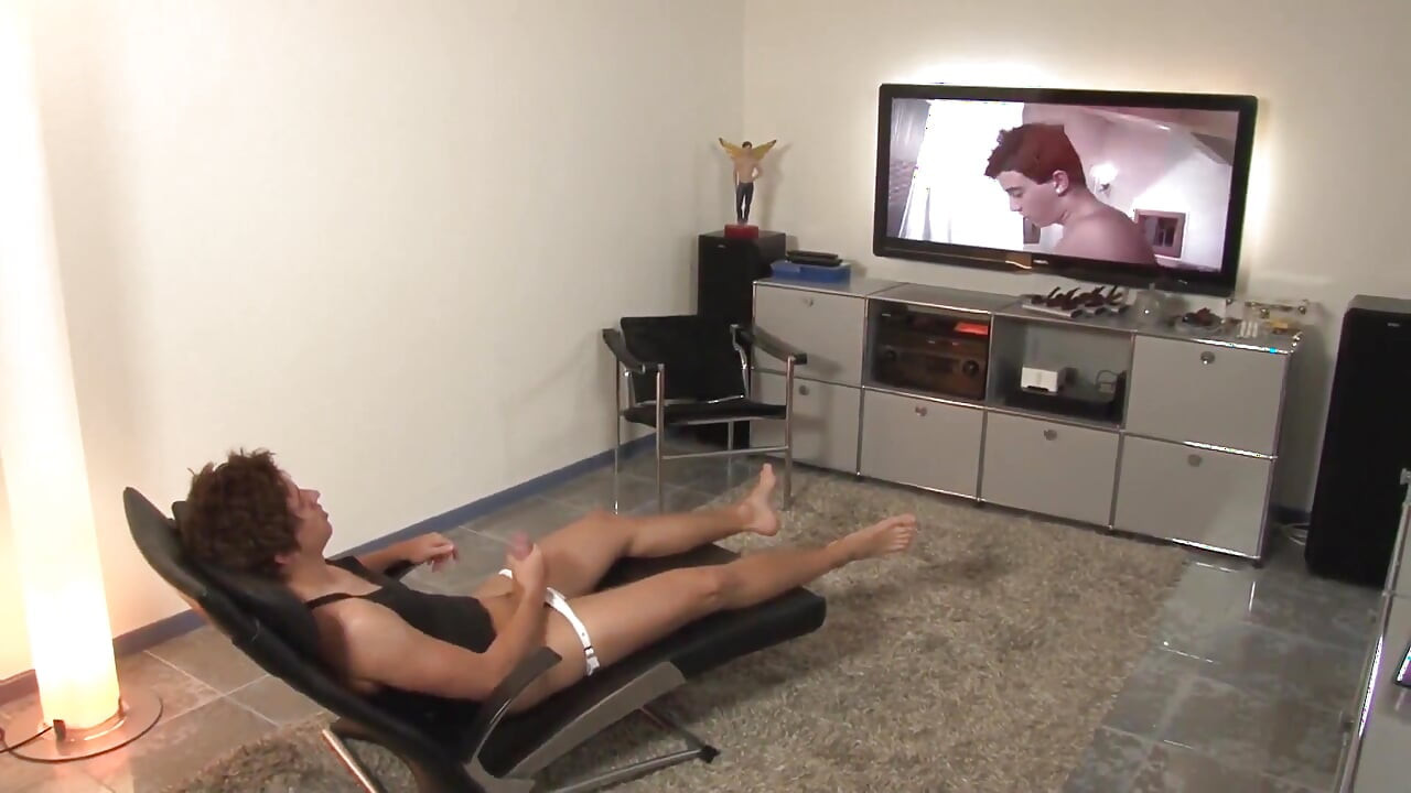 Exclusive video Bareback: Horny hot guy fucks his gay slut doggystyle