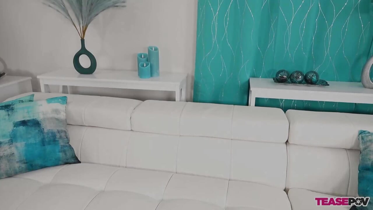 Jesse Pony’s Skillful Seduction