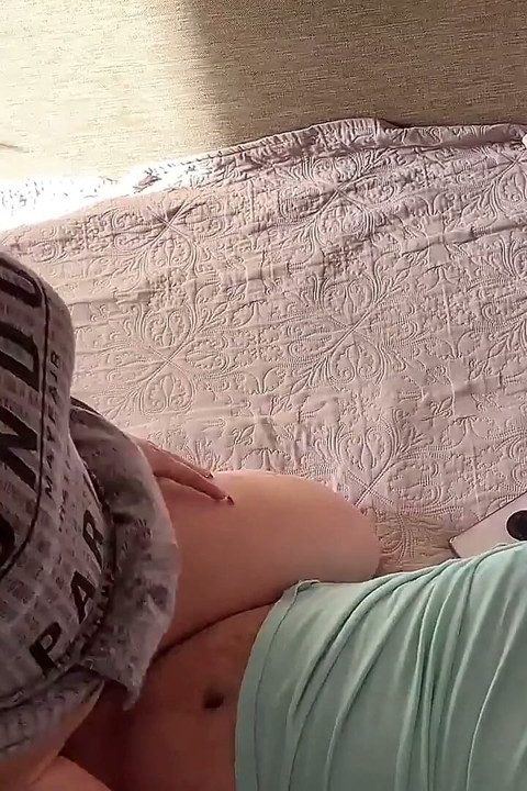 Cringe Porn with Dialogues, Wife Decided to Fuck Her Husband After Cheating
