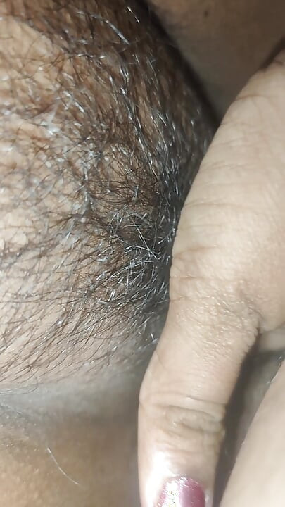 Tamilische ehefrau fickt zu hause