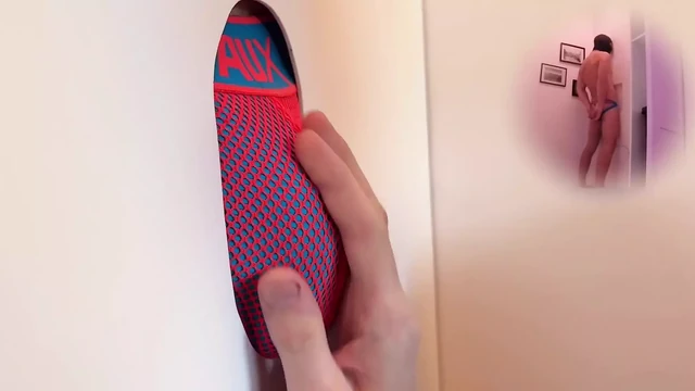 I Get Fucked at the Gloryhole