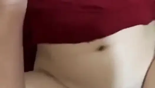 Adik tiriku bikin aku crot dalam 1 menit - pasangan sange