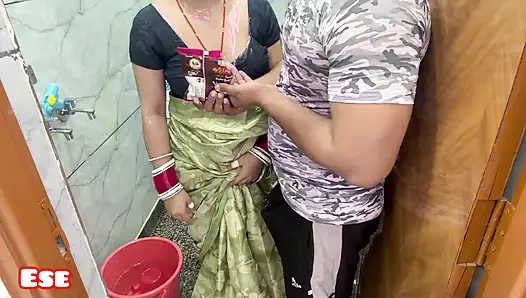Bhabhi Ne Kaha Maang Bharne Ki Umar Mein Pichkaari Bhar raha hain….