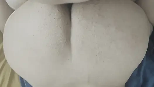 Geile Schlampe wie ein Narr für Sex