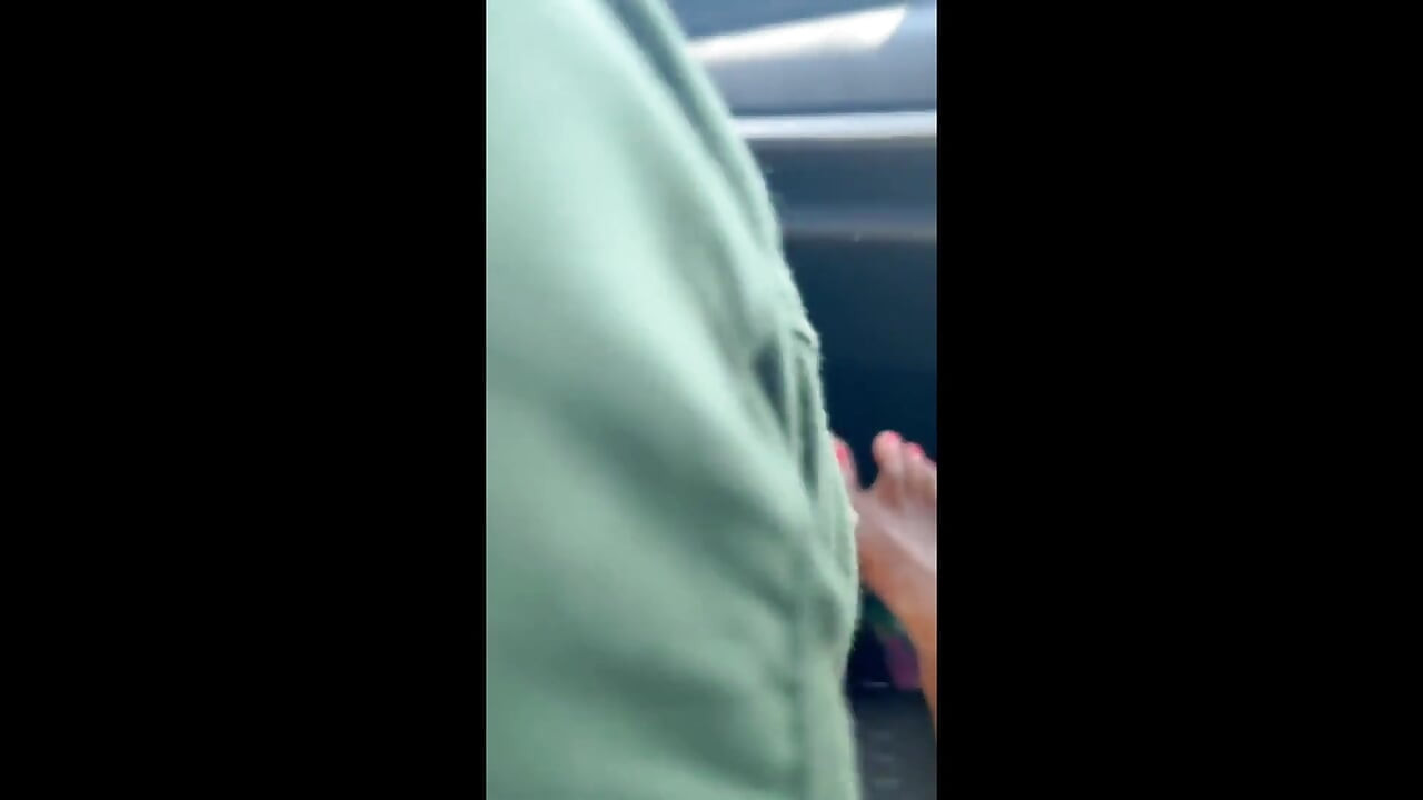 پشت هر لبخند
