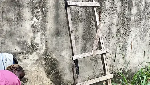 Trying to Help My Neighbor Put Cloth on D Rope Before I Could Know My Dick Is in Her Pussy