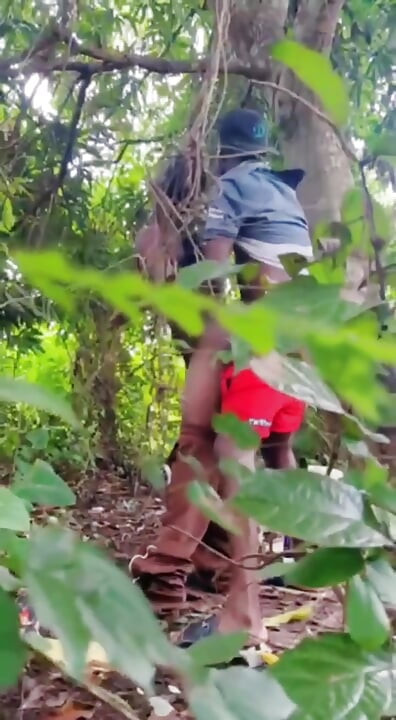 Caught My Step Stepbrother Fucking My Lil Stepbrother Inside Bush
