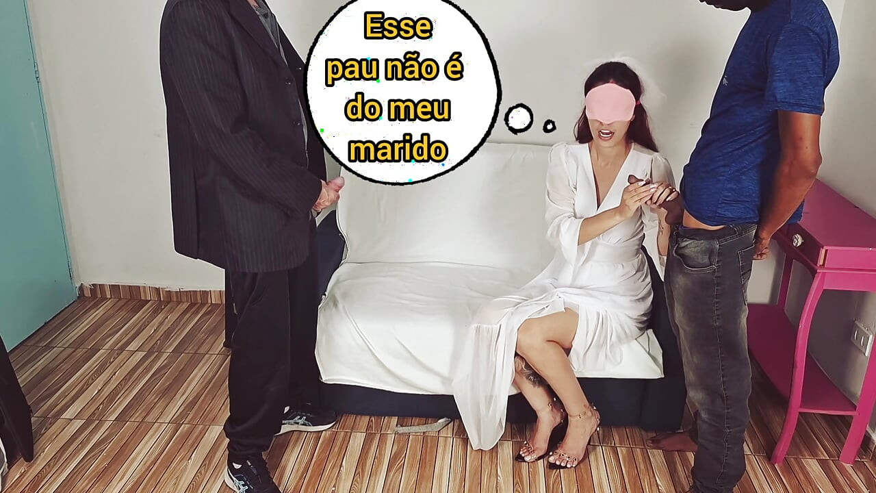 Cuckold Gözleri Bağlı Eşi Balayı Gecesi Olarak Adlandırılan Şakalar Yapıyor!