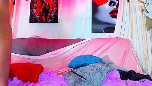 Aynanın önünde mastürbasyon: boşalırken vajinamın kasılmasını izlemek