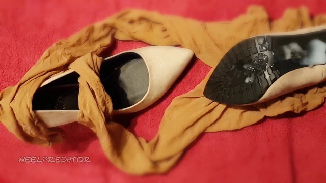 Cumming on a new pair of heels
