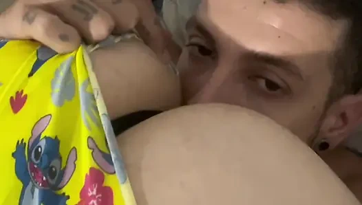 P02 — Сосаю мягко и чувствую, как венозный член становится твёрдым во рту