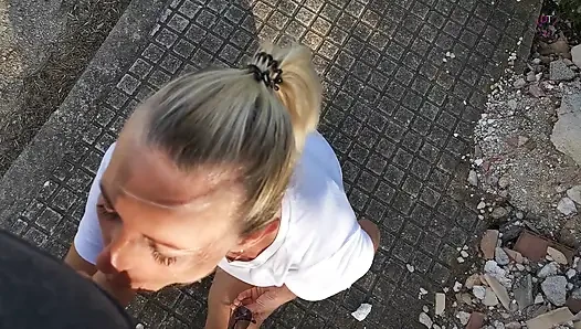 Пожалуйста, кончи мне в рот! Проглотить!!