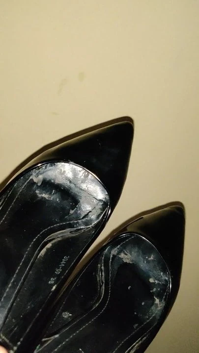 Hot 19 year old's black pumps borrowed for a few hours