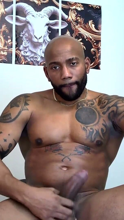 I masturbate while they make a video call | Clip 2