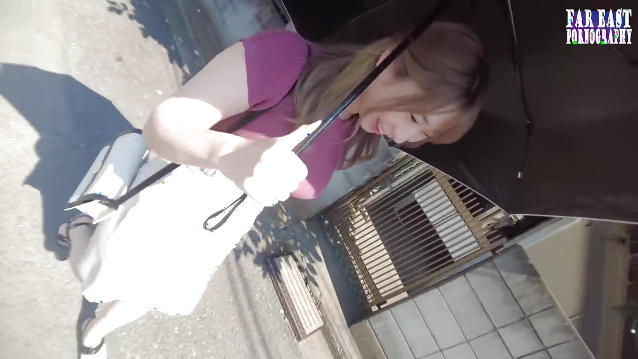 Bouncing I Cup Takeover as a Bold Beauty Rides Deep in the Open Air Ep 1