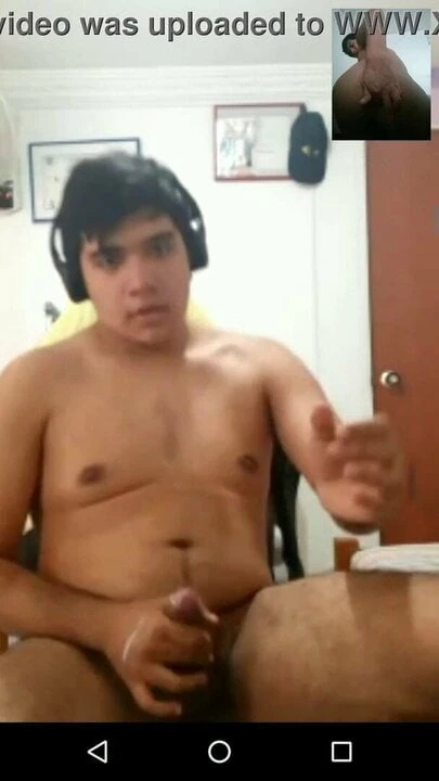Cam hot con mi amigo y lo deslecho!
