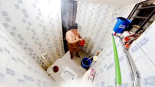 vhabi jokhon aka gosol kore toyleta