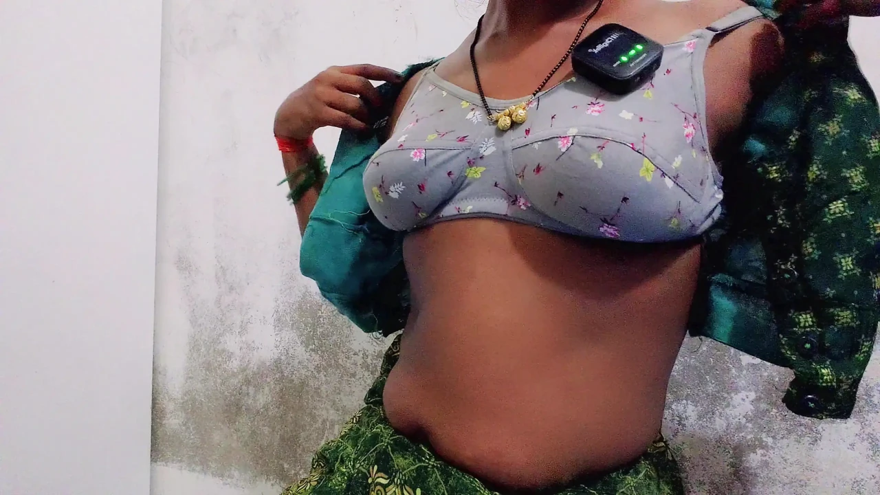 Desi Village House Wife Homemade Wnat To Big Cock In Thair Pussy