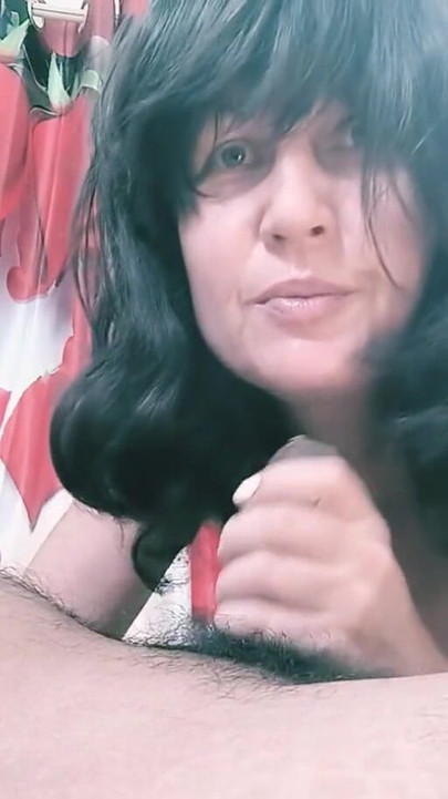 Zadivljujući trenutak iz "Trener voli jebati vruću udanu MILF."