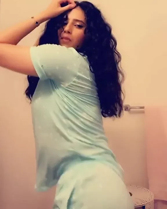 Arab dance