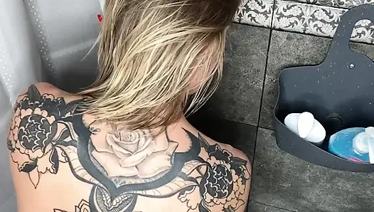 Video in shower 2. View from above