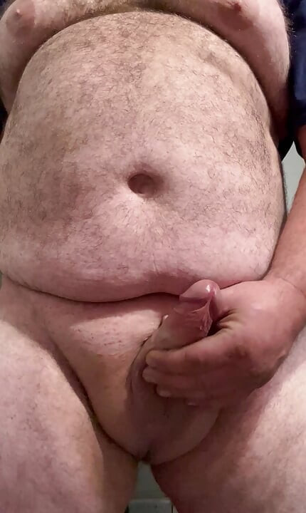 Anyone wanna suck my cock