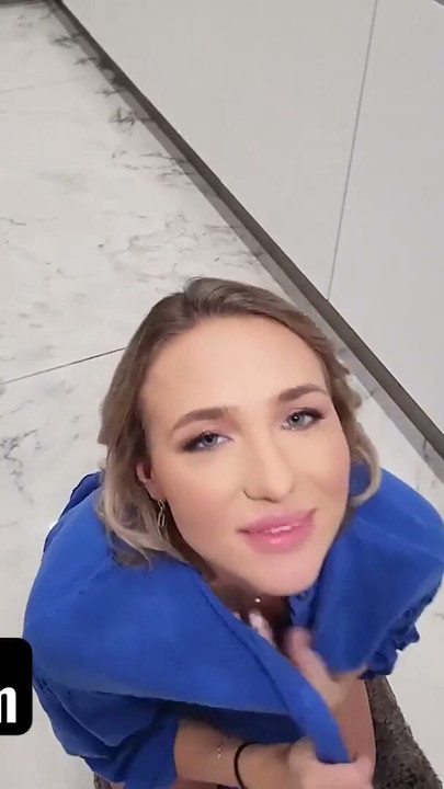 Üvey anne Jeny B üvey oğlunun kocasından kirli sırrını saklaması halinde götünü sikmesine izin veriyor - pervmom | Klip 1