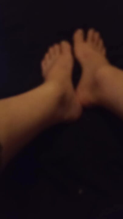 Brincando com minhas pernas