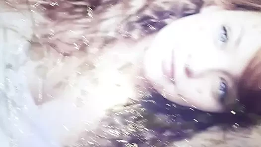 Gök gürültüsü için cumtribute