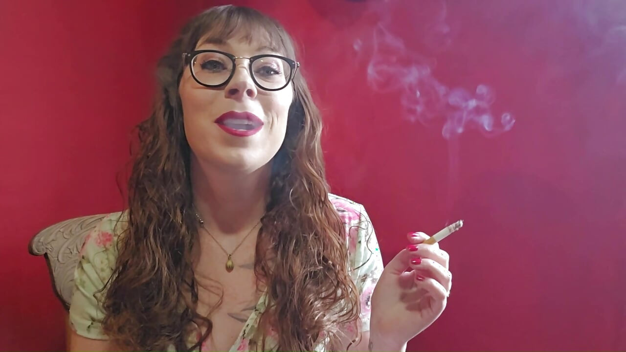 Would I date a non-smoker, and other smoking fetish questions answered