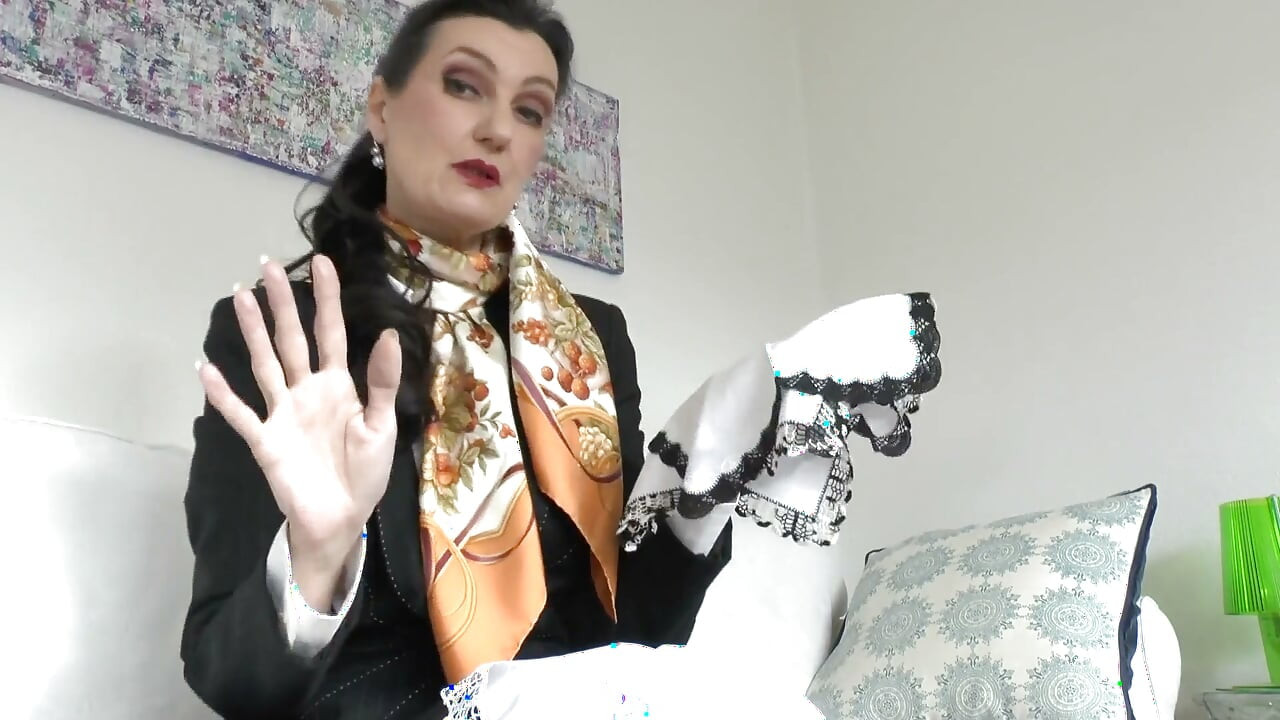 Sniffing Lace Handkerchiefs and Hot Wanking Games, Part 1: Lady Victoria Valente