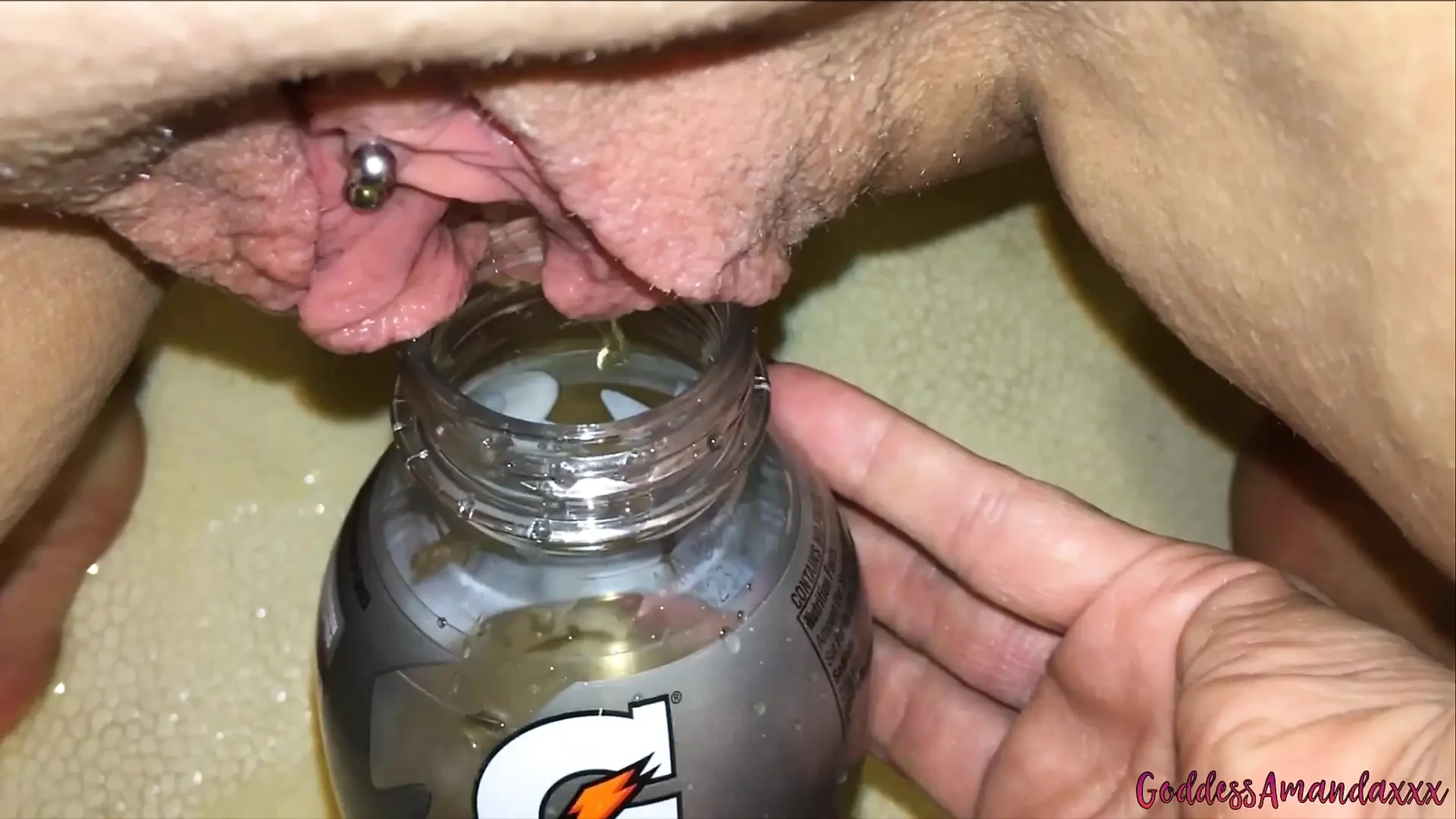 Öppna munnen för min sexiga kissa samlingsvideo