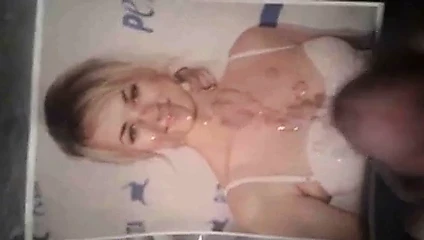yvonne strahovski üzerinde cumming...tekrar