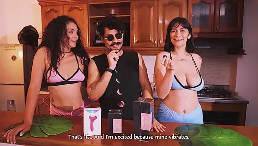 Делая это 2 джорджу спермы с некоторой помощью (Badpeach Toys обзор)