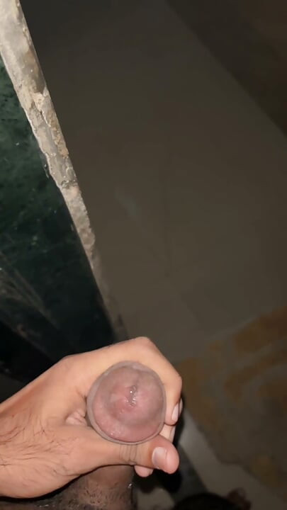 Bhabi ko usi ke ghar me choda raat bhar