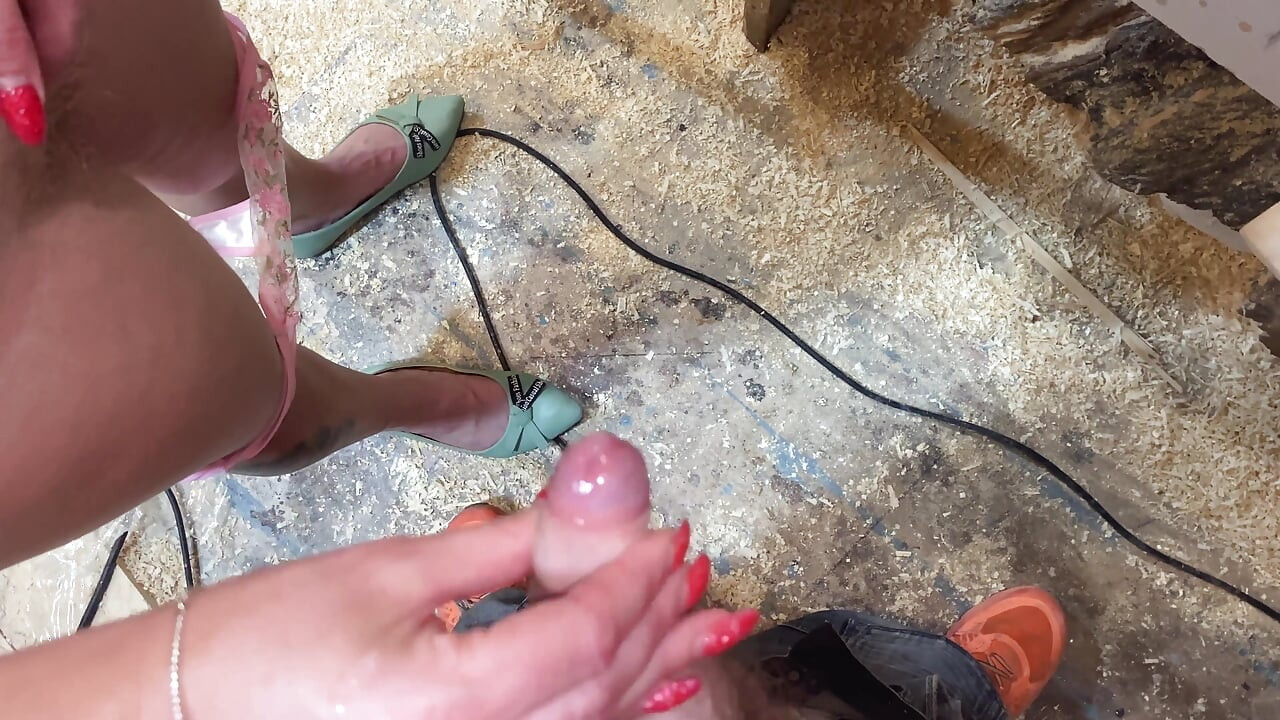 Garage Fucking with Soft Cock, Hanjob Until Cumshot