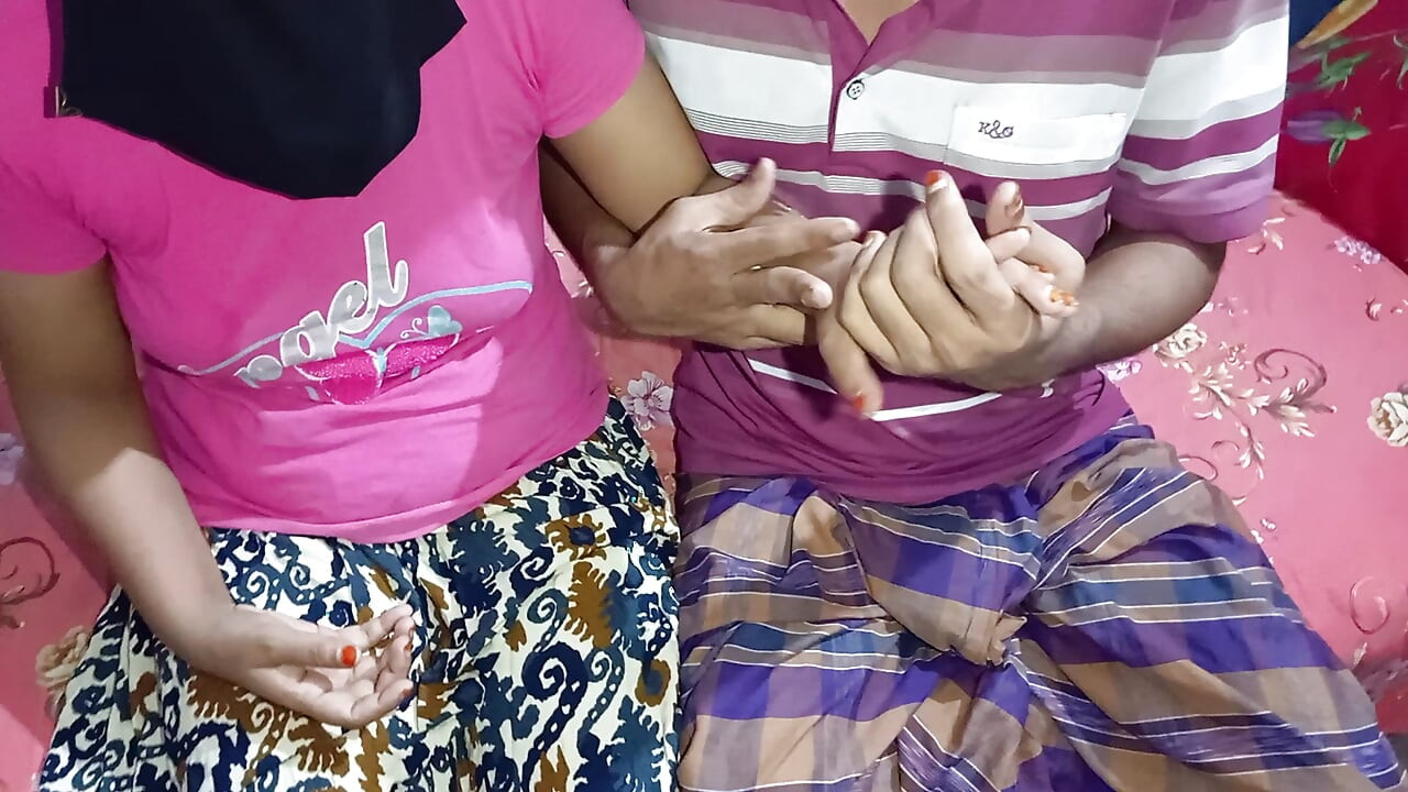 Πρώτη φορά σεξ με το αφεντικό. 18 χρόνια Desi Girl Job Συνέντευξη.
