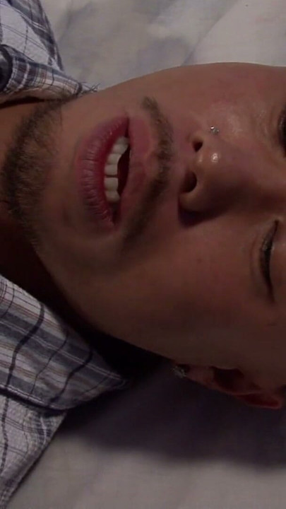 SEX BABE GETS A HARD FUCK DURING A HOSPITAL VISIT | Clip 3