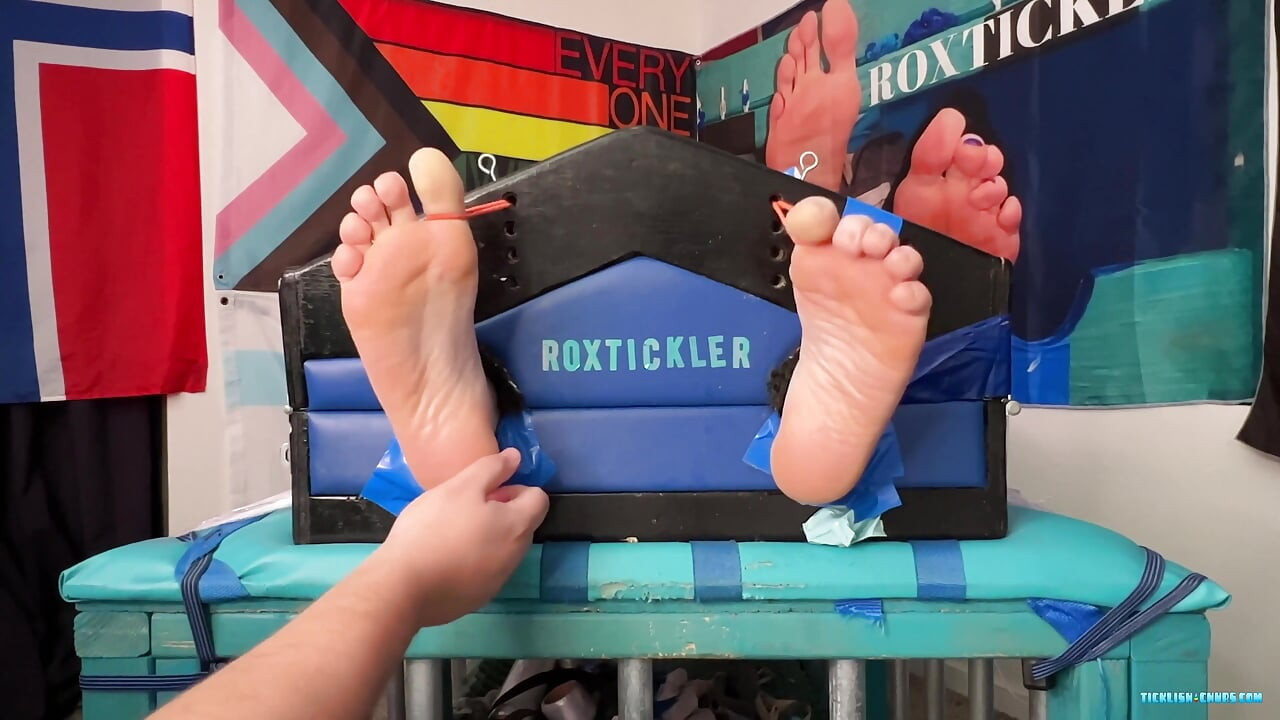 Ryan ขนดกโดนเย็ดดีๆ