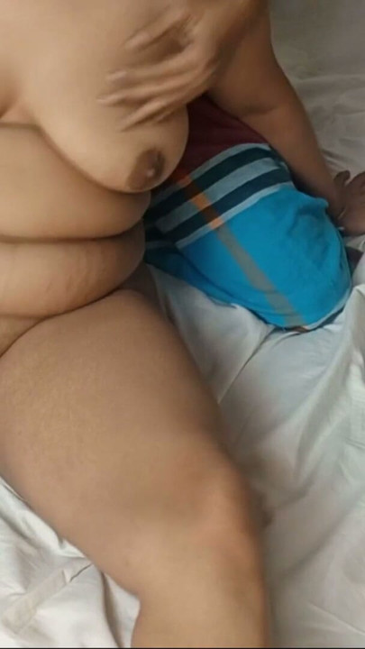 Nadiya Bhabi Full Face Show Blowjob | Hot Closeup Bangla BJ Video | Clip 1