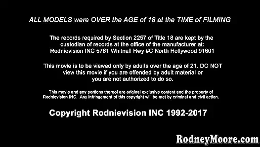 Hairy lesbo pussy workout Katie Zucchini