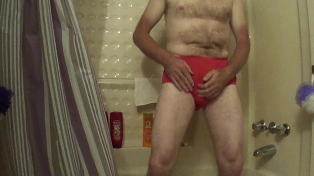 Red panty pissing