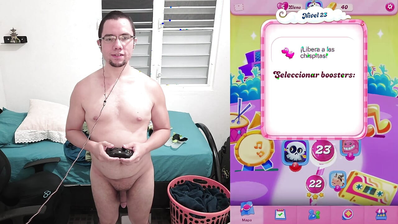A HORNY, NAKED MAN PLAYS CANDY CRUSH SAGA #4