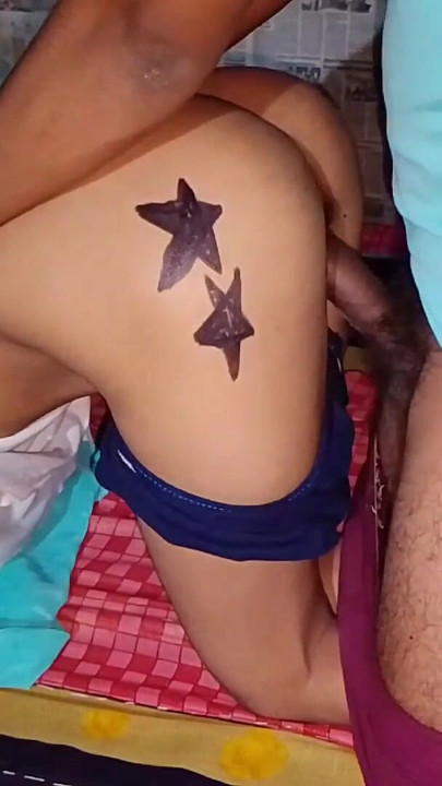 Mesti berkongsi detik dari "Bhabhi ki gand Mari"
