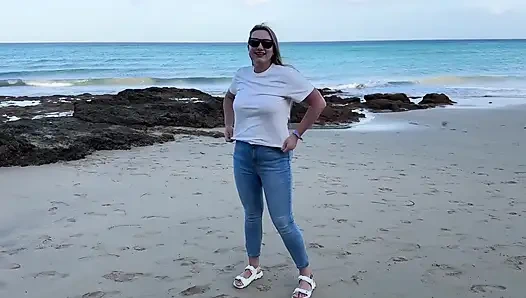Peeing in Tight Jeans on the Beach